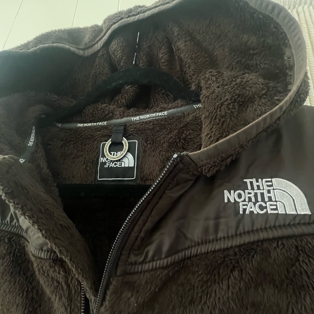 The North Face Brown Teddy Jacket Fleece Zip-Up Fuzzy Cover up Sweater S/P NWOT - Picture 4 of 5